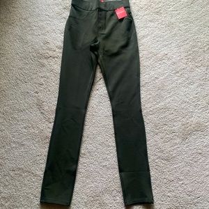SPANX NWT Perfect Ponte Pant in Deep Olive